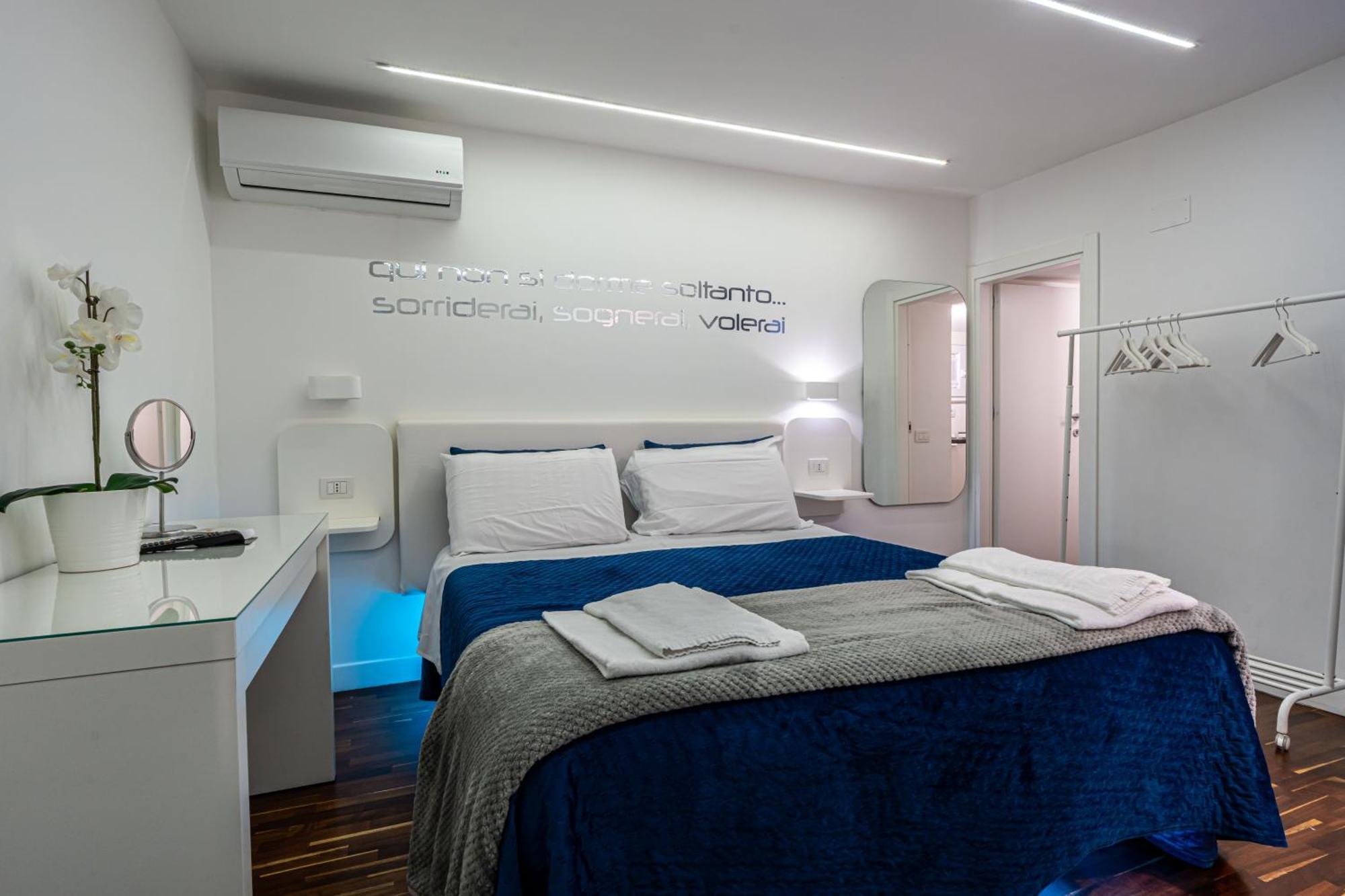 Skyhouse Duomo Bed & Breakfast Naples Luaran gambar