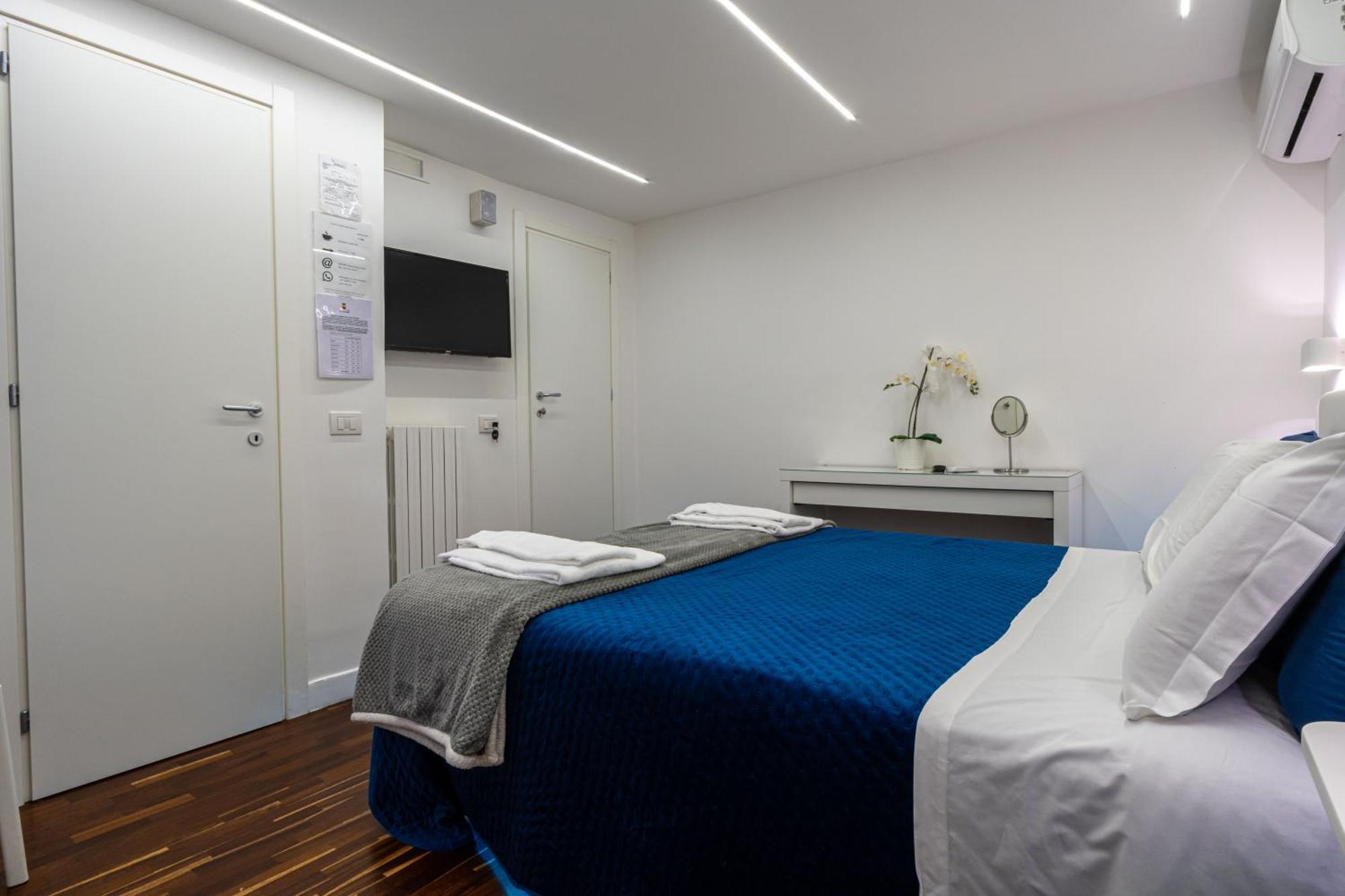 Skyhouse Duomo Bed & Breakfast Naples Luaran gambar